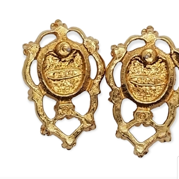 AVON VINTAGE GOLDTONED & ROSE QUARTZ ORNATE EARRINGS - Picture 5 of 5